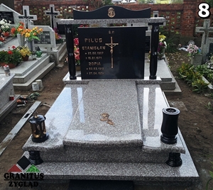 8 nagrobek podwójny z kolumnami